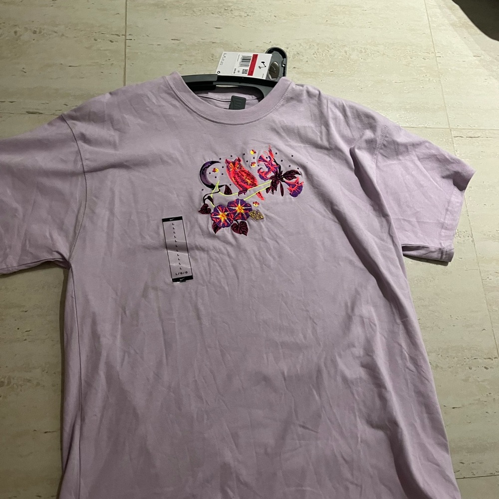 NEW NIKE SHIRT ALL TAGS